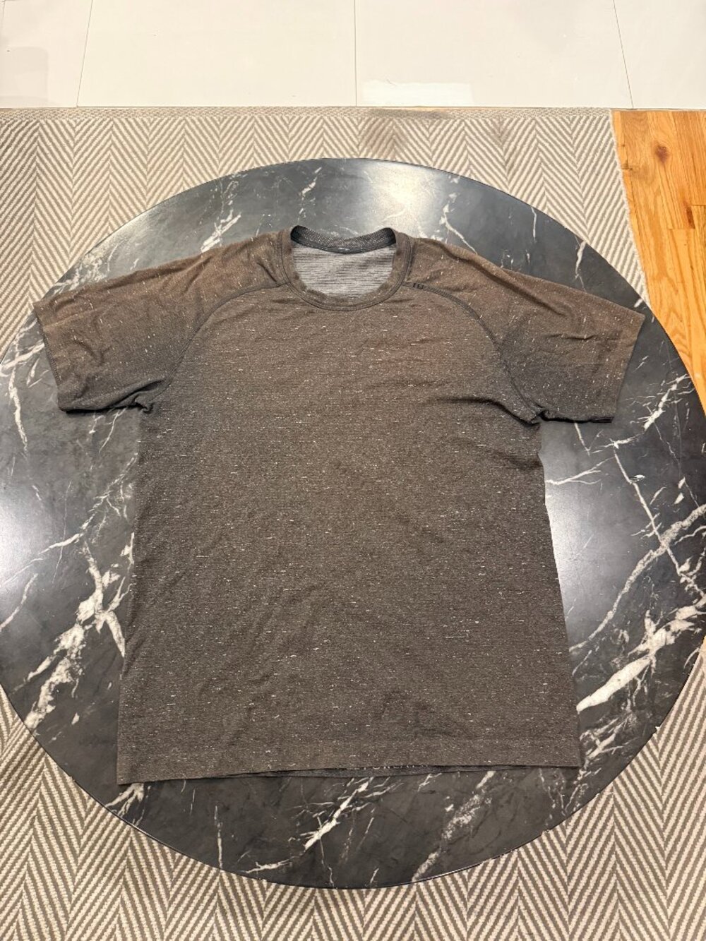 Lululemon T-Shirt